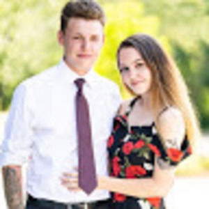 Meet your Posher, Tay